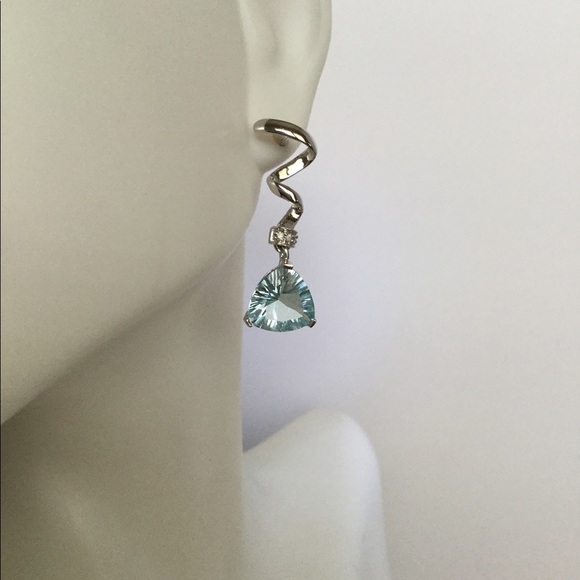 14k GOLD AQUAMARINE EARRINGS - Picture 5 of 6